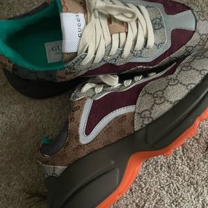 Gucci Sneakers